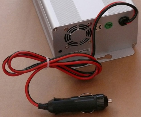 Effekta Sinus Wechselrichter (Spannungswandler) WRS 200 Watt 12 Volt R�ckseite